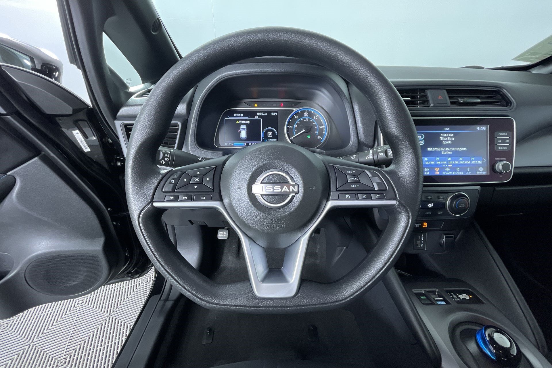 Certified 2025 Nissan Leaf S FWD image 16