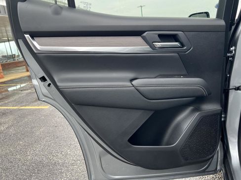 New 2026 GMC Terrain Denali image 17