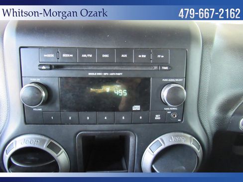 Used 2018 Jeep Wrangler Unlimited Sport w/ Connectivity Group AWD/4WD image 35