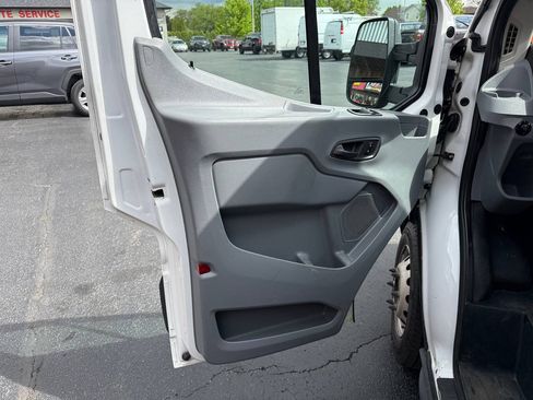 Used 2018 Ford Transit 350 156 DRW RWD image 17