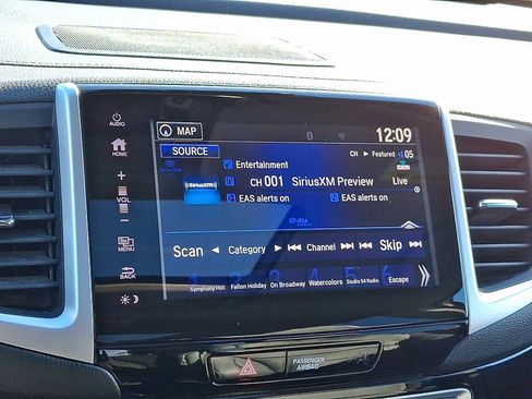 Used 2018 Honda Pilot Elite image 19