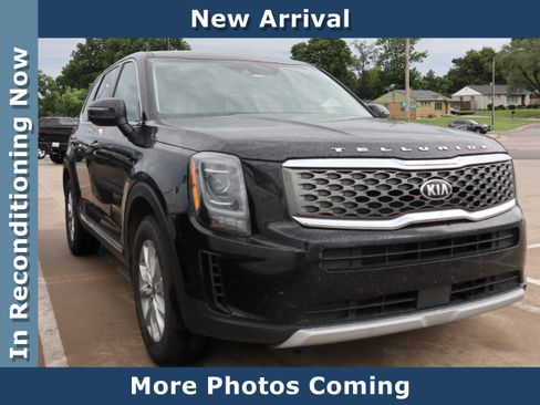 Used 2021 Kia Telluride LX AWD/4WD image 1