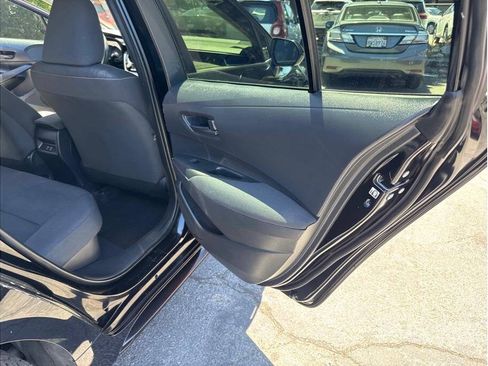 Used 2023 Toyota Corolla LE FWD image 16