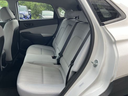 Used 2023 Hyundai Kona SEL AWD/4WD image 23