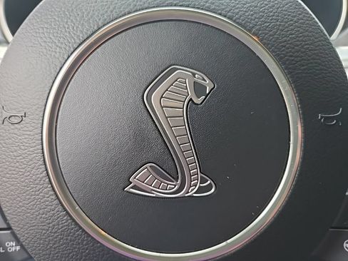 Used 2019 Ford Mustang Shelby GT350 w/ Technology Package RWD image 86