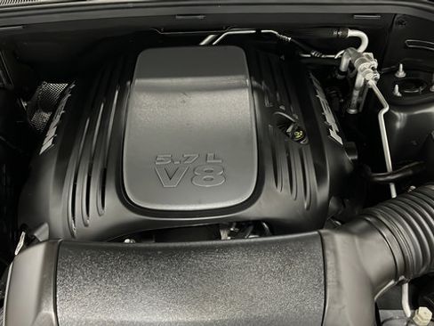 Used 2024 Dodge Durango R/T w/ Tow 'N Go Package AWD/4WD image 29
