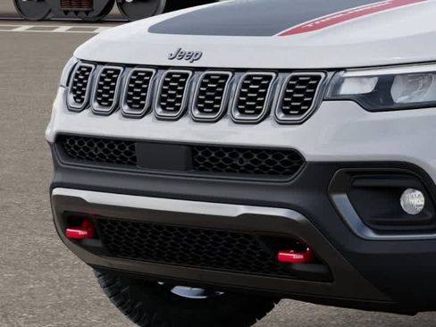 New 2026 Jeep Compass Trailhawk image 11