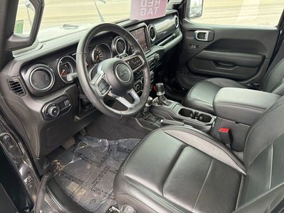 Used 2023 Jeep Wrangler Altitude
