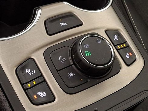 Used 2022 GMC Terrain Denali image 25