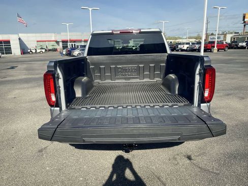 Used 2025 GMC Sierra 1500 SLT image 23