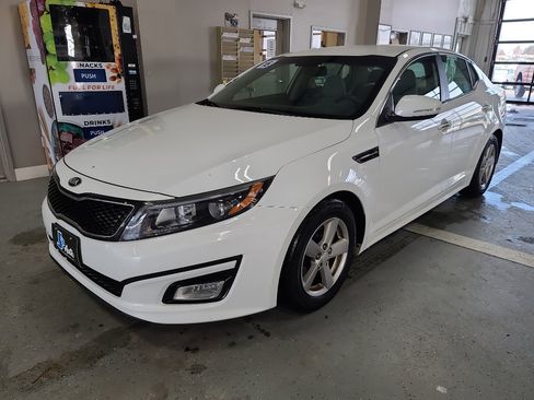 Used 2015 Kia Optima LX w/ LX Convenience Plus Package image 2