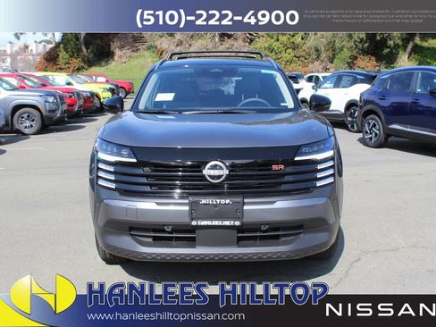 New 2026 Nissan Kicks SR image 4