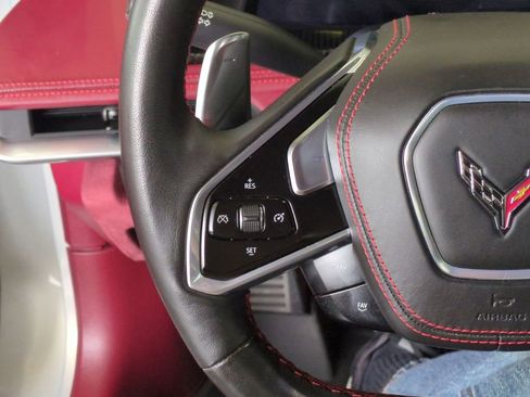 Used 2021 Chevrolet Corvette Stingray Premium Conv w/ Z51 Performance Package image 25