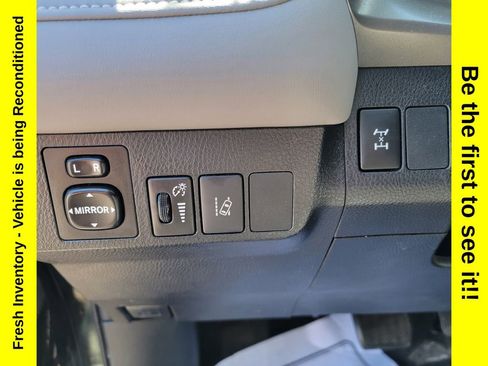 Used 2017 Toyota RAV4 XLE w/ Plus Special Value Package AWD/4WD image 31