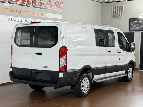 Used 2018 Ford Transit 250 130 Low Roof w/ Exterior Upgrade Package RWD image 3