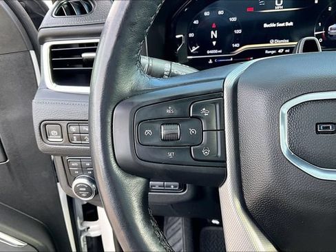Used 2023 GMC Yukon XL Denali w/ Advanced Technology Package AWD/4WD image 18