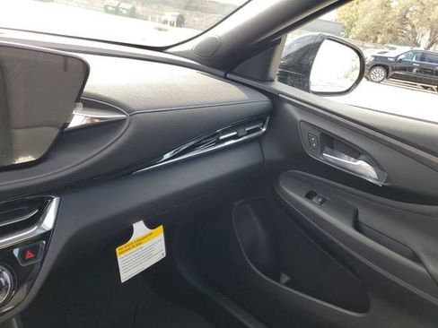 New 2026 Buick Envista Sport Touring image 25