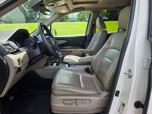Used 2017 Honda Ridgeline RTL-E image 7