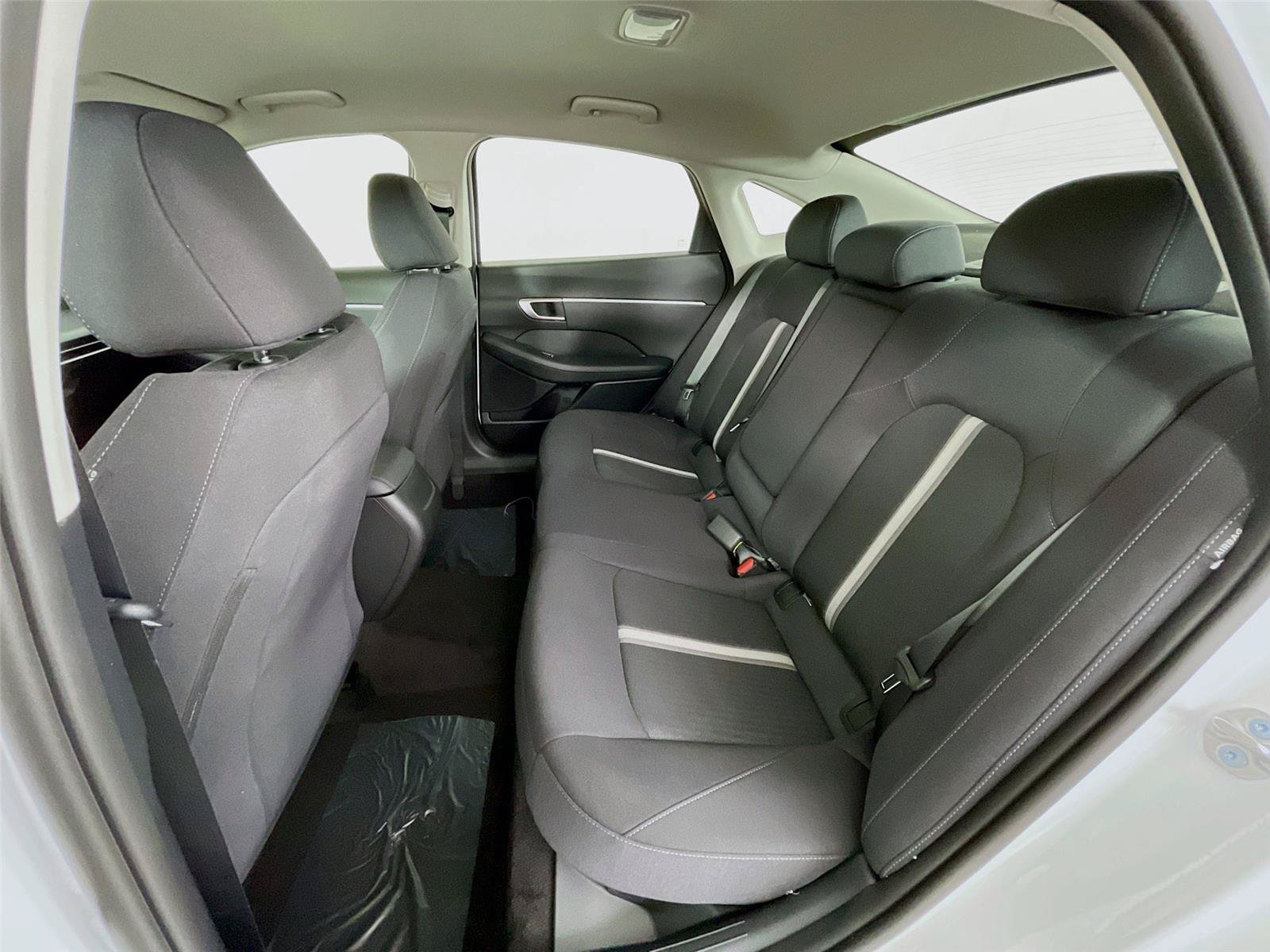 New 2026 Hyundai Sonata SEL FWD image 15