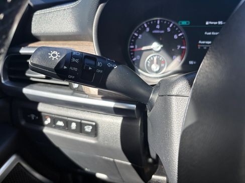 Used 2020 Kia Telluride SX w/ SX Prestige Package image 20