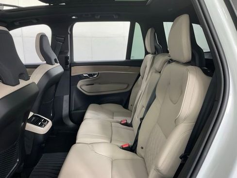 New 2026 Volvo XC90 B6 Plus w/ Protection Package Premier image 36