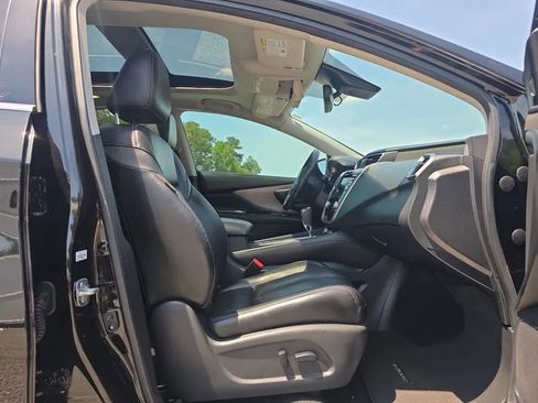 Used 2019 Nissan Murano SL w/ SL Technology Package FWD image 47