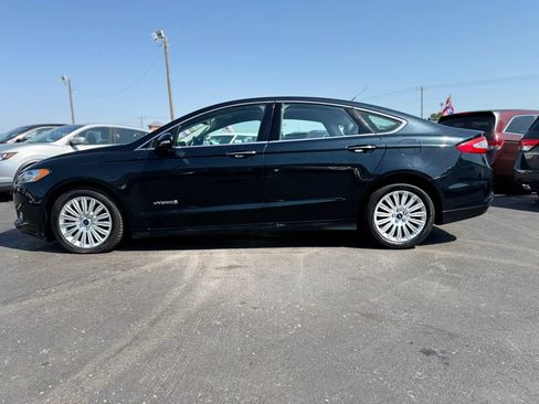 Used 2014 Ford Fusion SE w/ Equipment Group 502A FWD image 6