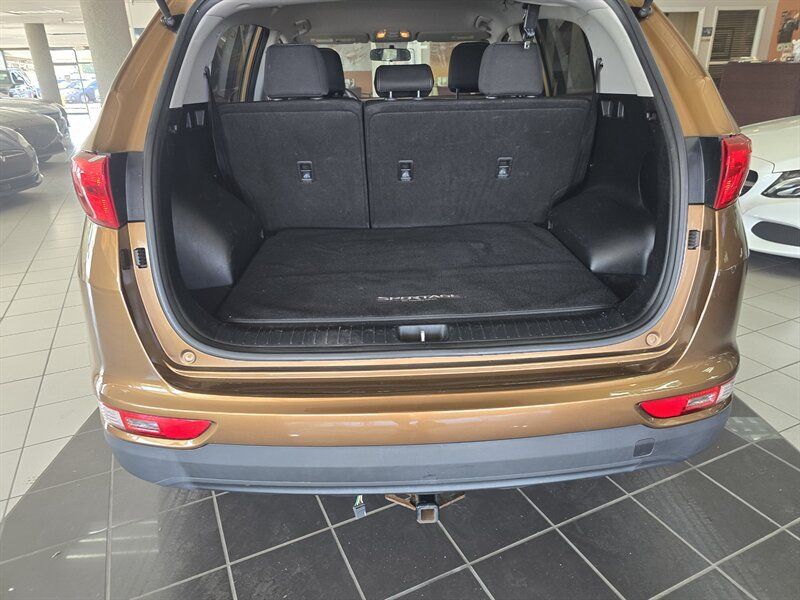 Used 2017 Kia Sportage LX FWD image 22