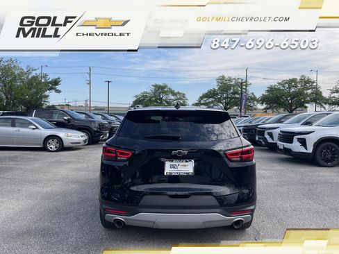 Used 2024 Chevrolet Blazer LT w/ Midnight/Sport Edition FWD image 10