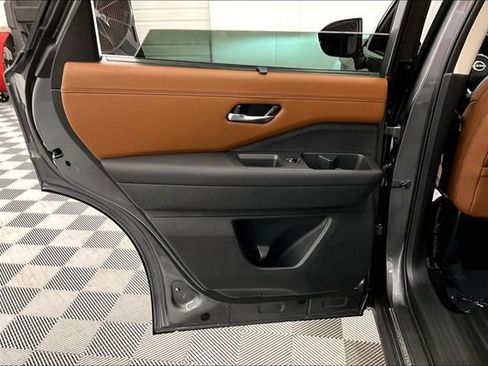 New 2025 Nissan Pathfinder Platinum w/ Cargo Package image 30