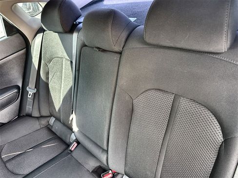 Used 2018 Kia Optima LX w/ Convenience Package image 18
