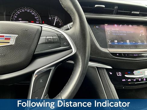 Used 2017 Cadillac XT5 Luxury w/ Driver Awareness Package AWD/4WD image 16