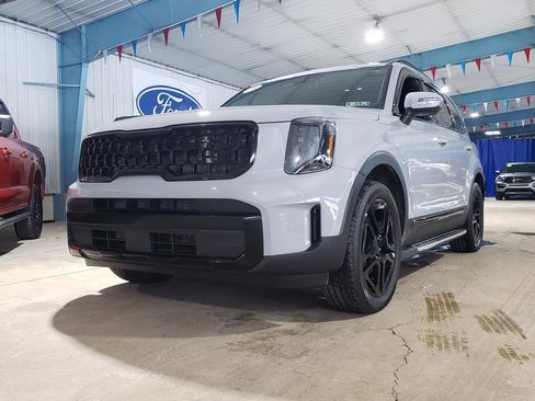 Used 2025 Kia Telluride EX X-Line image 8