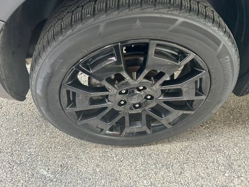 Used 2021 Kia Telluride SX w/ SX Prestige Package AWD/4WD image 18