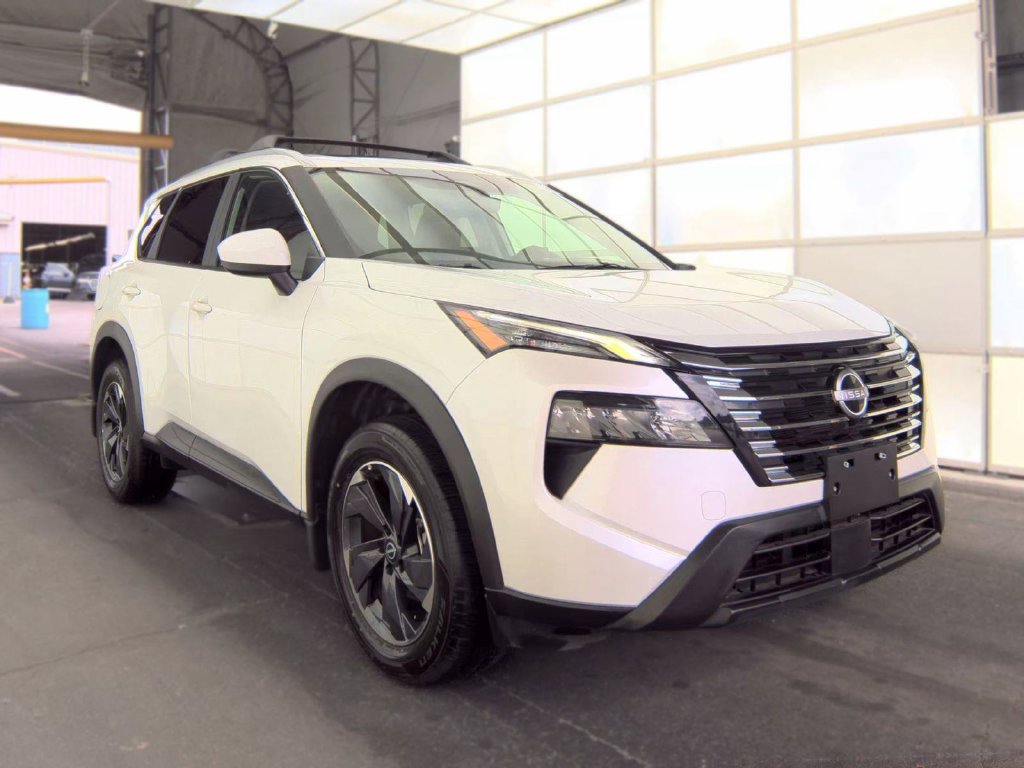 Certified 2025 Nissan Rogue SV w/ SV Premium Package FWD image 1