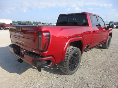 New 2026 GMC Sierra 2500 AT4 w/ AT4 Premium Plus Package