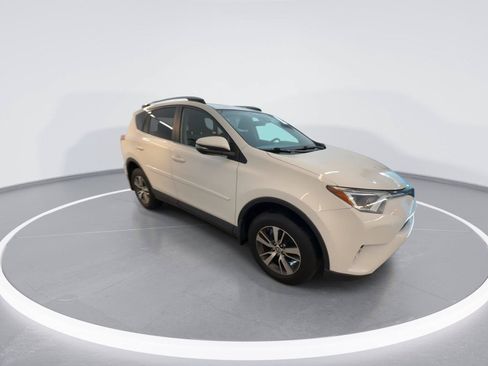 Used 2018 Toyota RAV4 XLE w/ Plus Extra Value Package AWD/4WD image 1