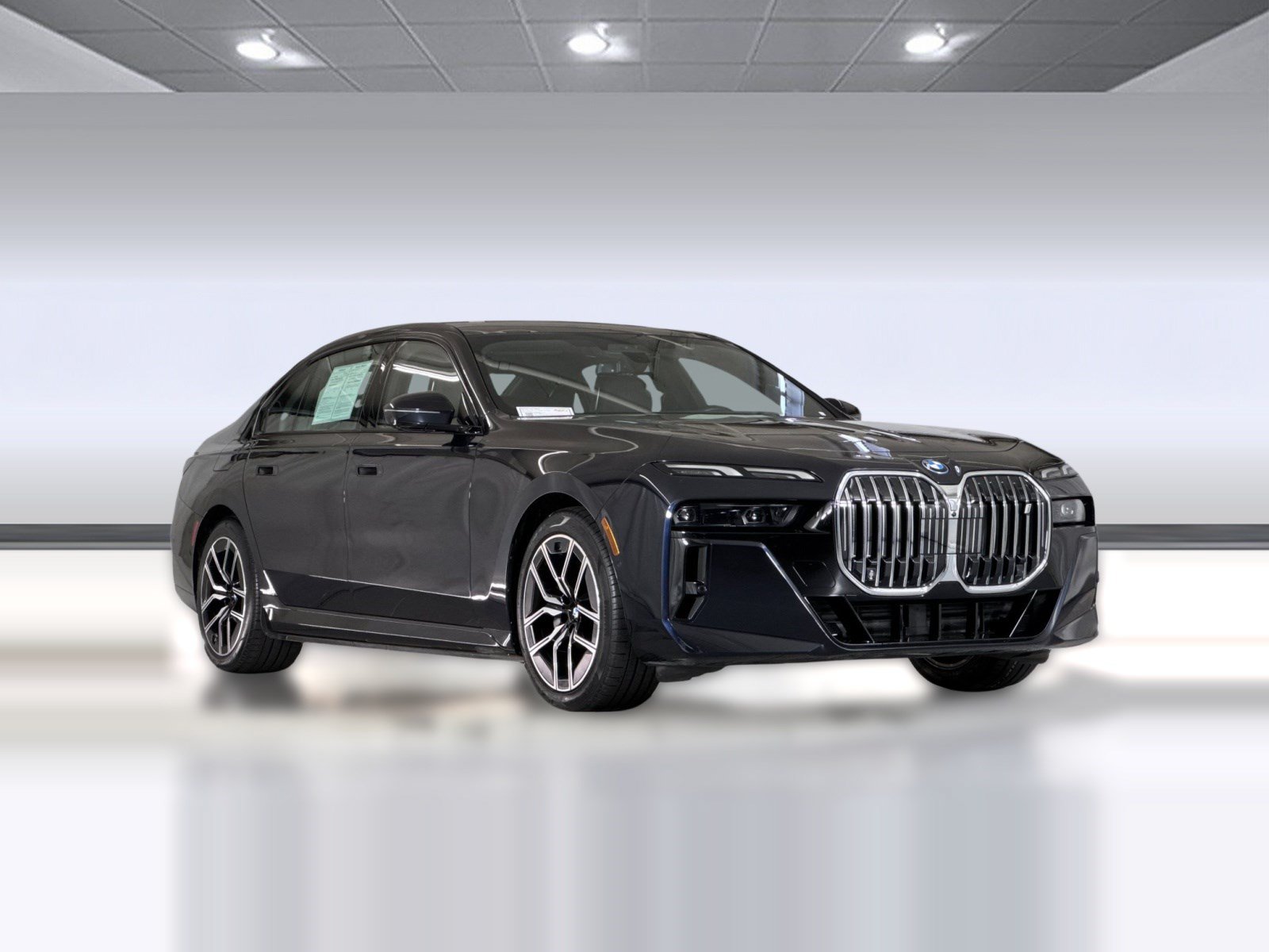 Certified 2023 BMW i7 xDrive60 AWD/4WD image 7