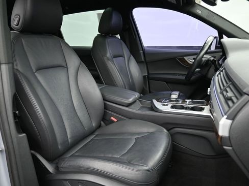Used 2018 Audi Q7 2.0T Premium Plus w/ Premium Plus Package image 27