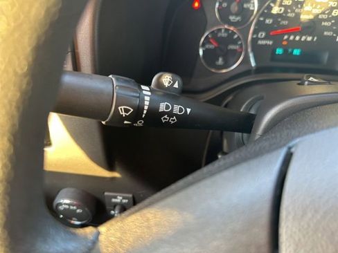 Used 2023 GMC Savana 2500 Work Van w/ Driver Convenience Package image 17