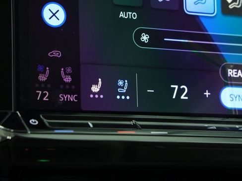 New 2026 Volkswagen Atlas SE FWD image 19