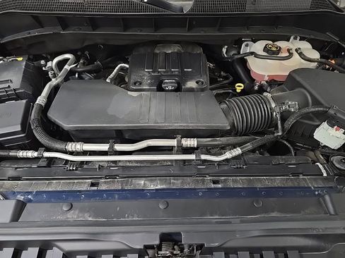 Used 2023 Chevrolet Silverado 1500 LT image 12