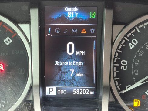 Used 2023 Toyota Tacoma SR5 RWD image 3