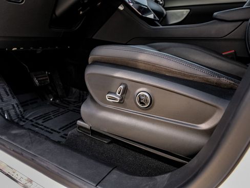 Used 2023 Maserati Grecale GT AWD/4WD image 36