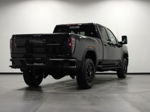 New 2026 GMC Sierra 2500 AT4 w/ AT4 Premium Plus Package AWD/4WD image 4