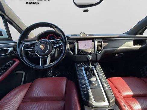 Used 2018 Porsche Macan GTS AWD/4WD image 14