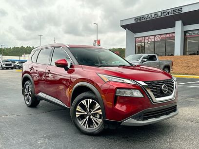 Used 2021 Nissan Rogue SV w/ Premium Package