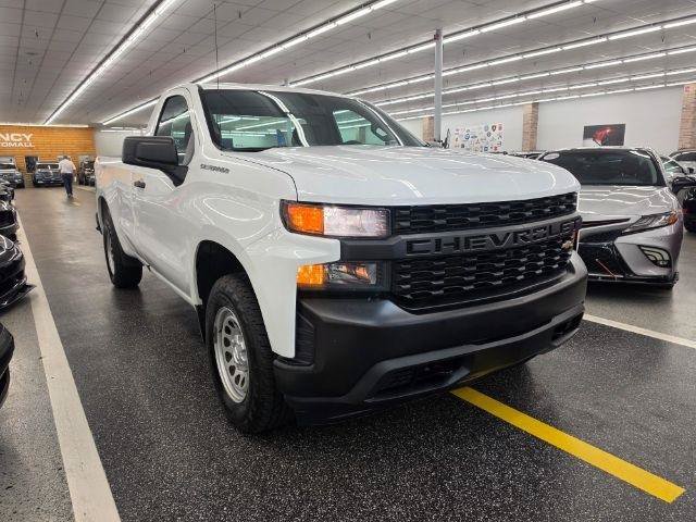 Used 2021 Chevrolet Silverado 1500 W/T AWD/4WD image 4