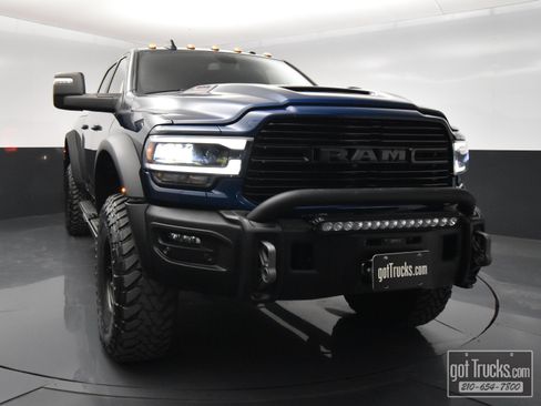 Used 2023 RAM 2500 Laramie w/ Night Edition AWD/4WD image 48