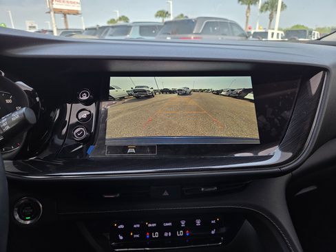 Used 2022 Buick Envision Preferred FWD image 36